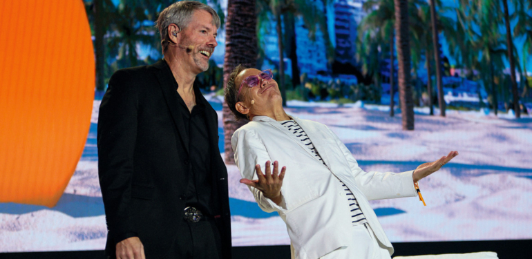 MicroStrategy To Raise $600 Million To Buy More Bitcoin